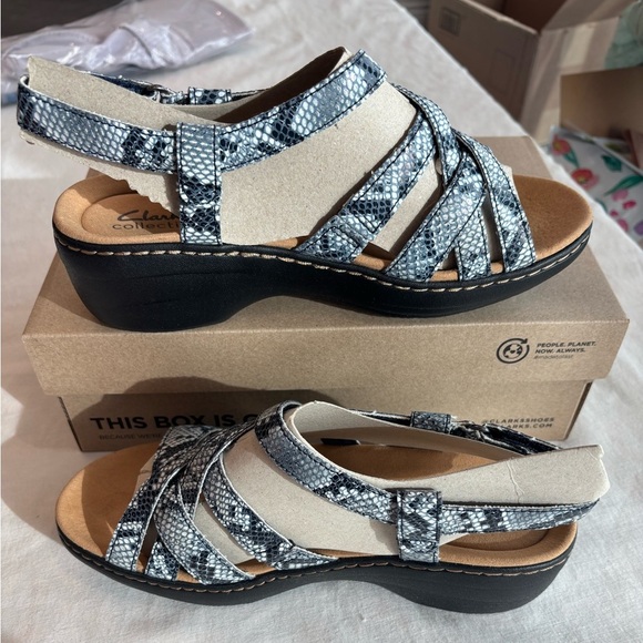Clarks Collection Strappy Sandals • Navy Snakeskin Print • Clarks sandals - Picture 4 of 5